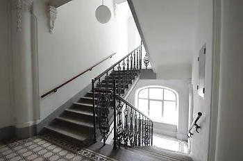 Raisa Randhartingergasse 12