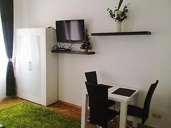 Hotel Checkvienna - Siebenbrunnengasse