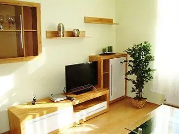 Apartment Favoritenstrasse