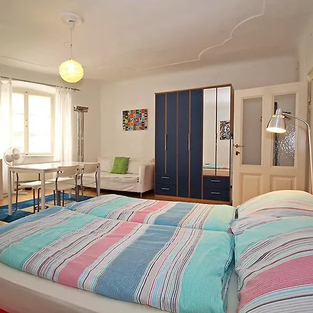 Apartment Beim Stephansplatz.2 *