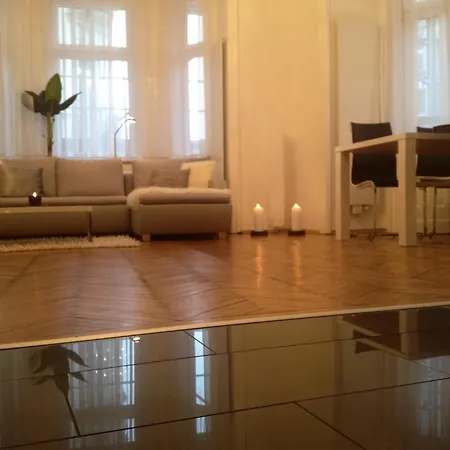 Design Schoenbrunn Vienna