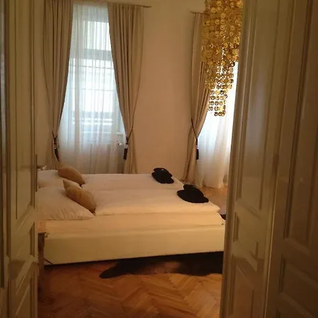 Design Schoenbrunn