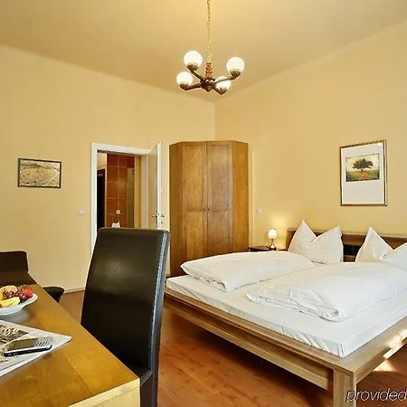 Bed & Breakfast Parco Di Schoenbrunn 4*