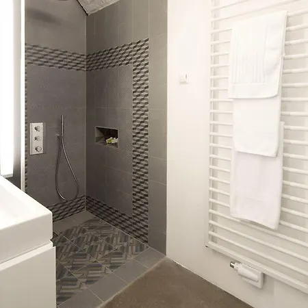 Hotel Urbanauts