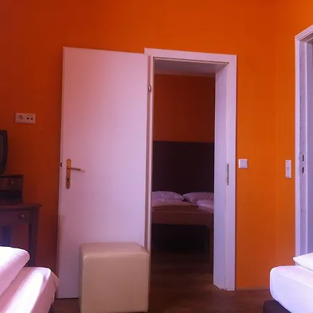 Shs Papageno Hotel 3*