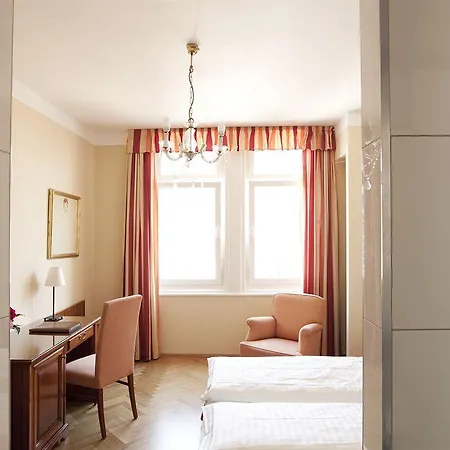 Shs Papageno Hotel