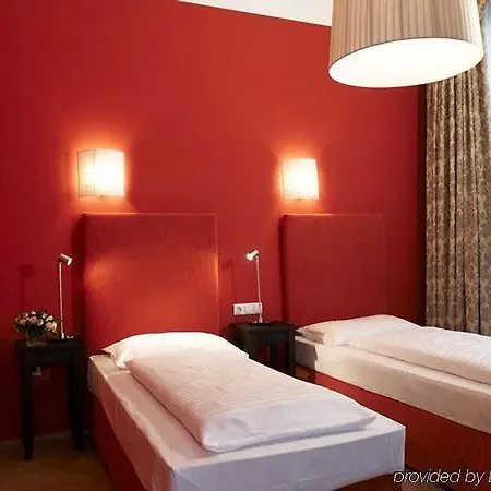 Shs Papageno Hotel 3*