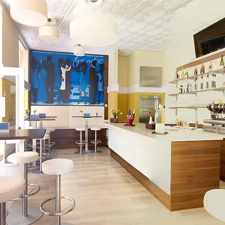 Timeout Hotel, 5 Min To Center, Self Check In 2* וינה