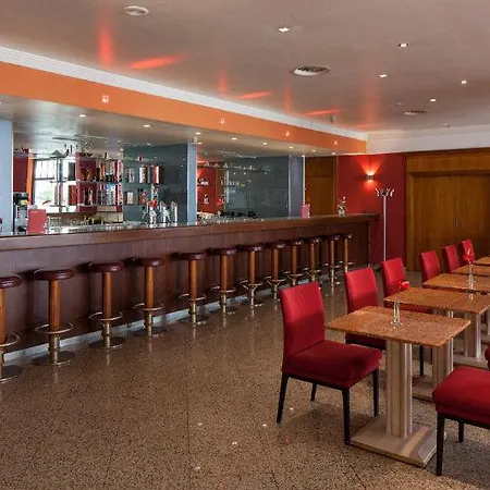 Austria Trend Favorita Otel