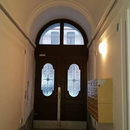 Raisa Randhartingergasse 12 Hotel Vienna