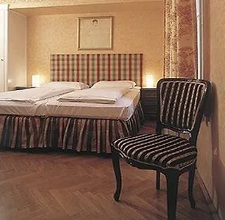 Hotel Shs Papageno 3*