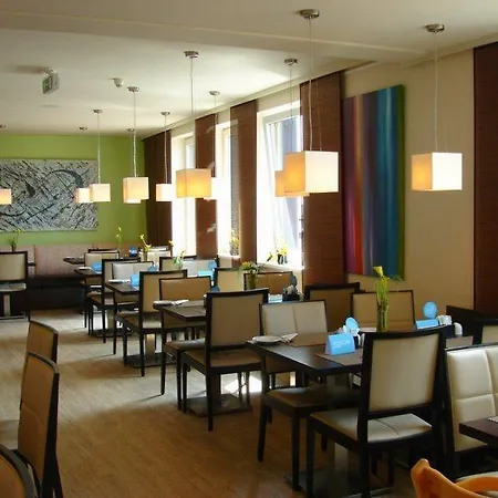 Hotel Nh Collection Zentrum 4*
