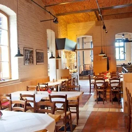 Hotel Fabrik 3*