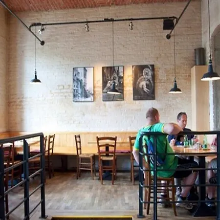 Hotel Fabrik 3*