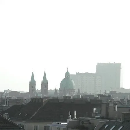 Checkvienna - Karmarschgasse Apartment Vienna