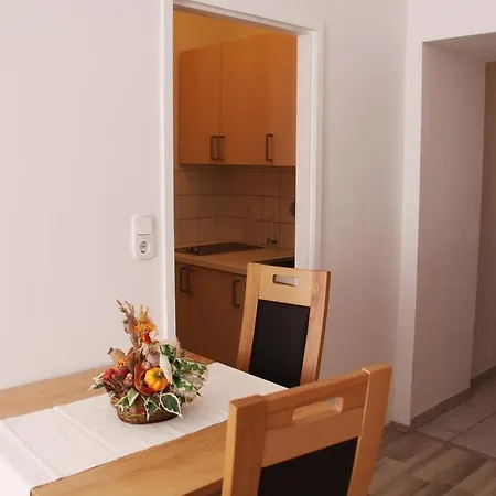 Buchengasse Apartment *
