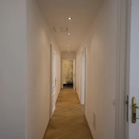 Executive Suites Margareten By Welcome2Vienna Apartment *