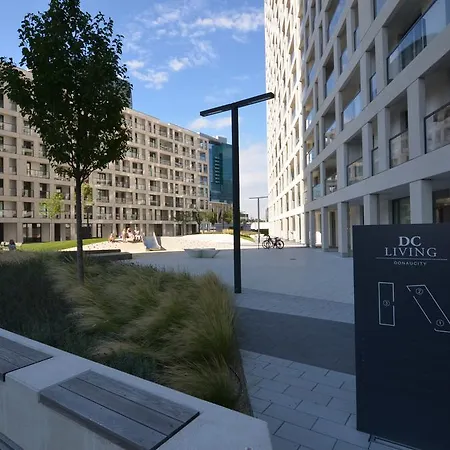 Donau-city Strasse 12 Apartment. Apartment *