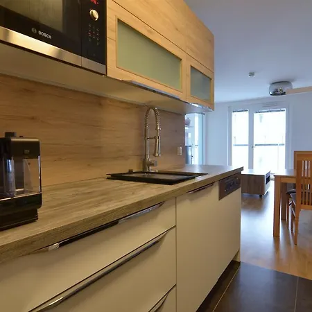 Apartment Donau-city Strasse 12 Apartment.