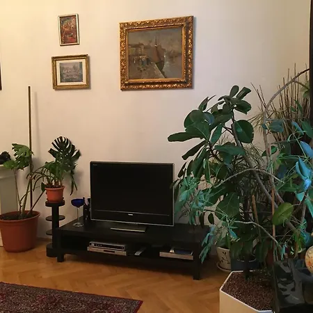 Apartment Vienna Es Apartment