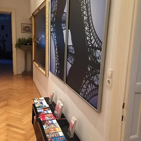 Apartment Vienna Es Vienna