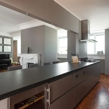 450m² Luxus-wohnung Mit Dachterrasse *