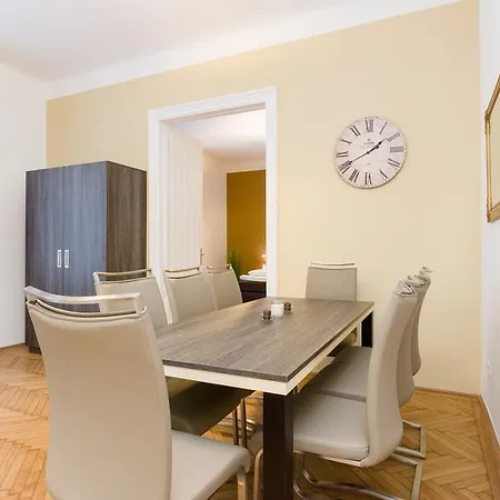 Zirkus 1020 Apartment Vienna
