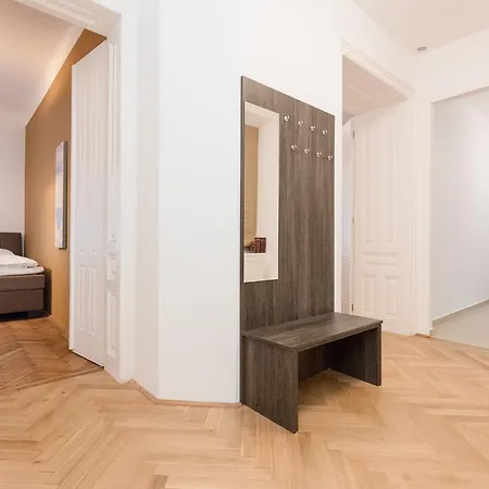 Zirkus 1020 Apartment Vienna