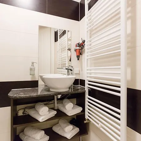 Apartment Zirkus 1020 *
