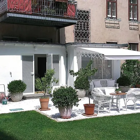 Garten Grunentorgasse *