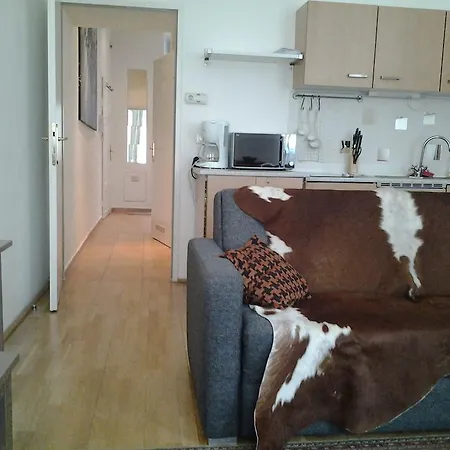 Center Margareten Apartment *