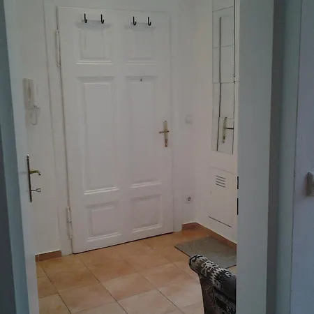 Apartment Center Margareten Vienna