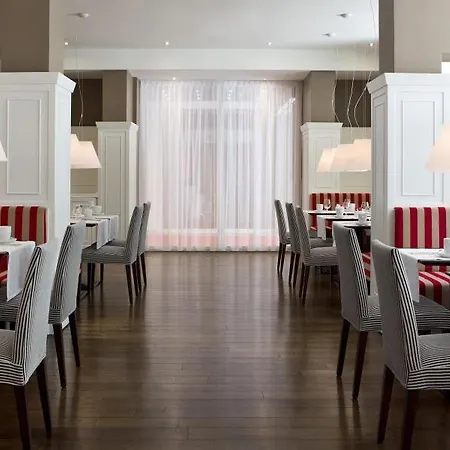 The Harmonie Vienna, Bw Premier Collection 4*