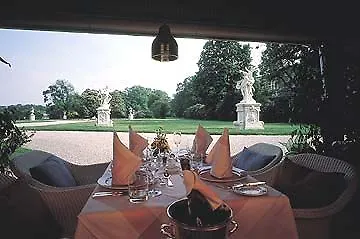 Im Palais Schwarzenberg Hotell
