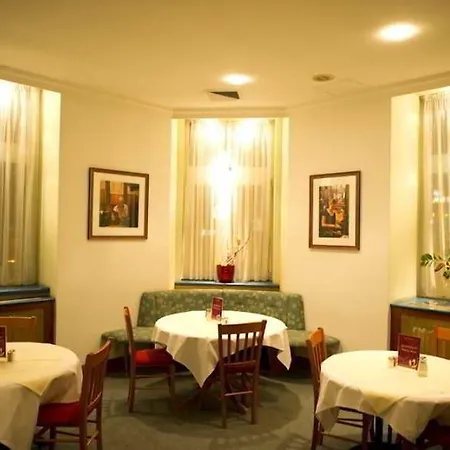 Hotel Allegro 3*