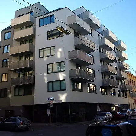 Apartment Hot Spot *