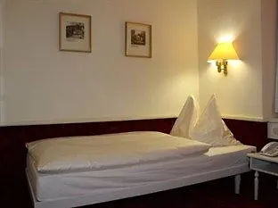 Elaya City Center 4* Vienna
