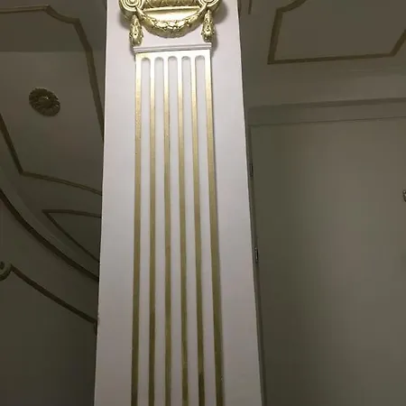 Apartment Royal Palace