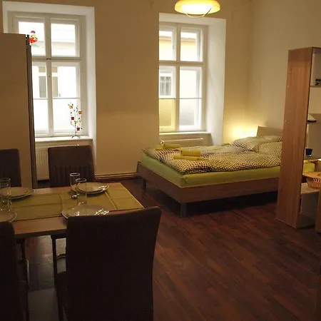 Diana Apartment *