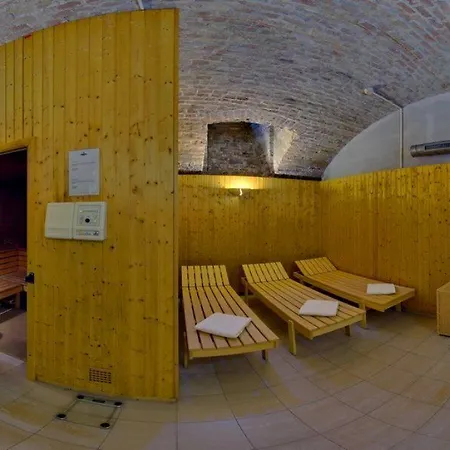 Starlight Renngasse Aparthotel 4*