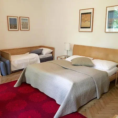 Hotel Wiener Kindl 3*