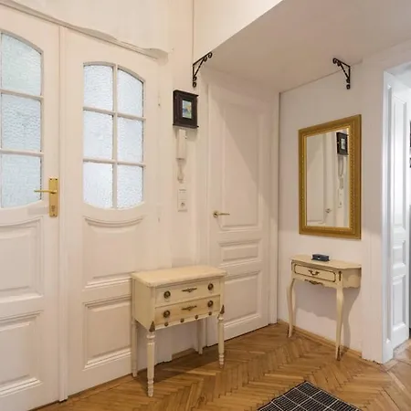 Nomio's City Apartment Vienna