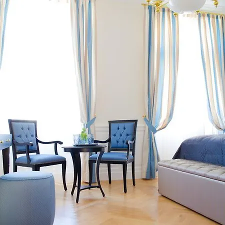 Imperium - Experience The Luxurious In Center *
