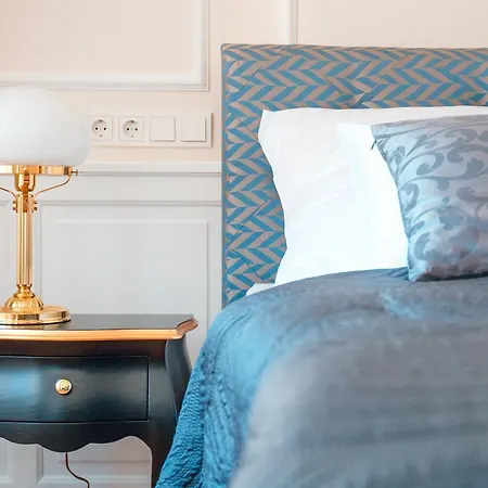 Imperium - Experience The Luxurious In Center *