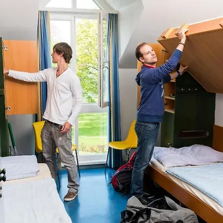 Palace Albergue *