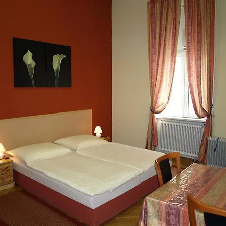 Bed & Breakfast Gross Wenen