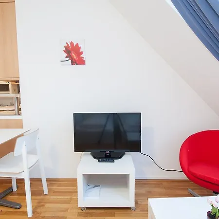Vienna-apartment-one Mariannengasse Apartment