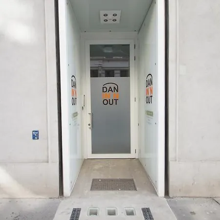 Dan In'n Out Vienna