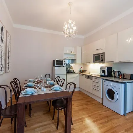 Apartment Elegant