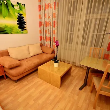 Apartmanhotel Ajo Messe - Contactless Check In 3*